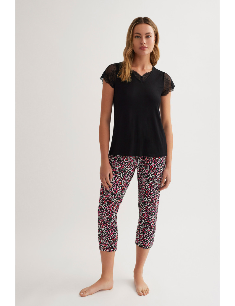 PIJAMA PANTALÓN CAPRI CON CAMISETA MANGA CORTA MODAL