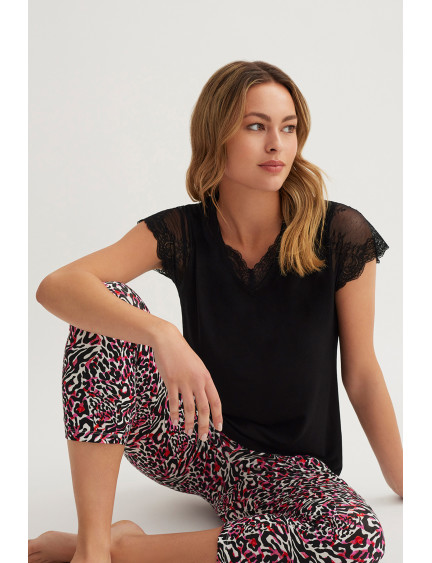 PIJAMA PANTALÓN CAPRI CON CAMISETA MANGA CORTA MODAL