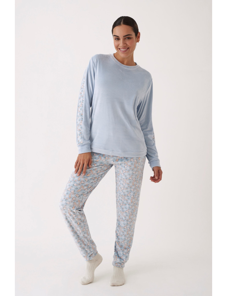 PIJAMA PANTALÓN LARGO PUÑO CON CAMISETA MANGA LARGA REALIZADO EN SUAVE TERCIOPELO ELÁSTICO