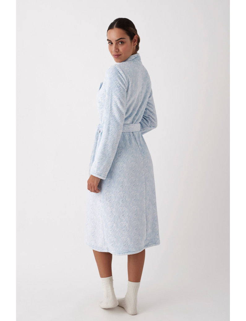 BATA LARGO MIDI CON CINTURÓN TEJIDO SEDALINA ESTAMPADO ANIMAL PRINT