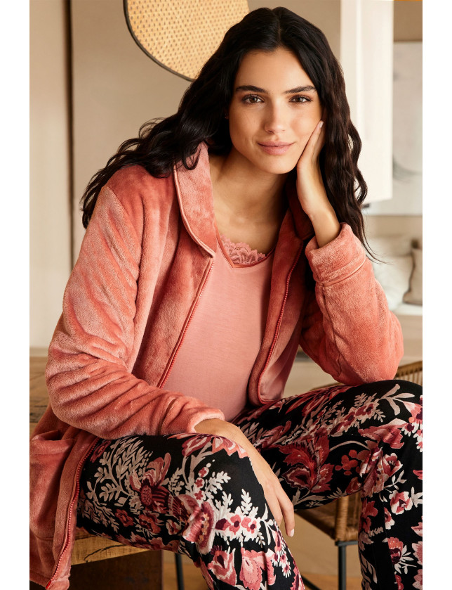 PIJAMA PANTALÓN LARGO CON CAMISETA MANGA LARGA VISCOSA CON BATA TEJIDO SEDALINA CON CREMALLERA