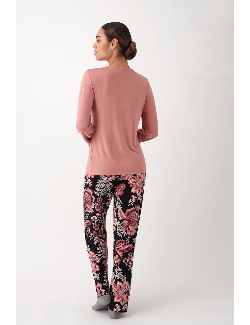 PIJAMA PANTALÓN LARGO CON CAMISETA MANGA LARGA VISCOSA CON BATA TEJIDO SEDALINA CON CREMALLERA