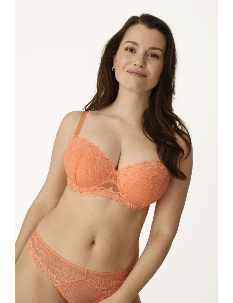 CONJ. SUJETADOR RELLENO FINO ENCAJE CON BIKINI