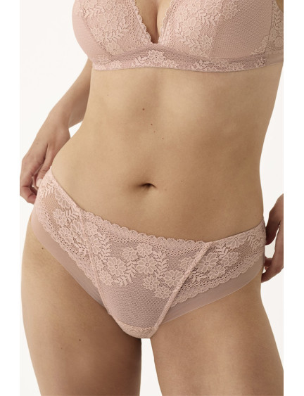 BRASILEÑA ENCAJE TENDERNESS