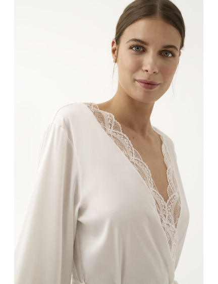 BATA KIMONO CORTA SATÉN ELÁSTICO BELLEZA