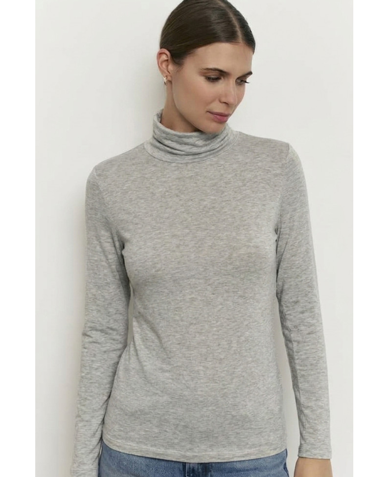 CAMISETA INTERIOR MANGA LARGA CUELLO ALTO DE CÁLIDO TEJIDO MODAL CON LANA