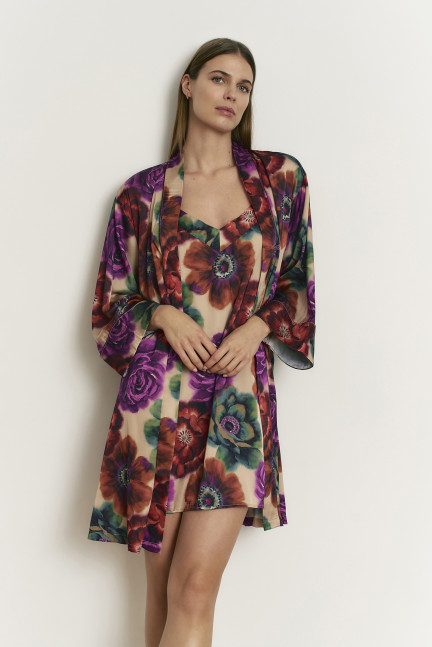 BATA KIMONO LENCERA SATÉN ELÁSTICO