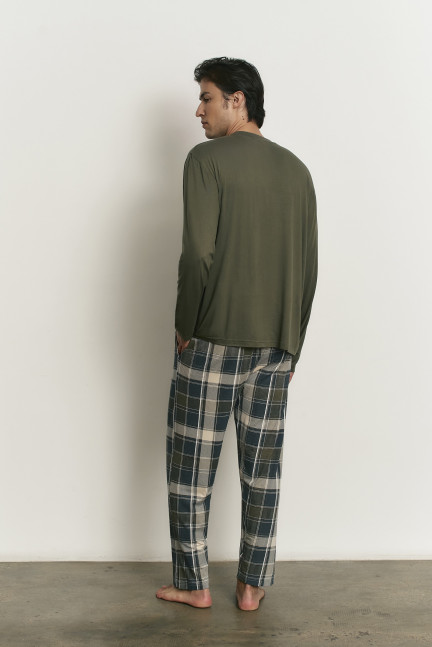 PIJAMA PANTALÓN LARGO CON CAMISETA MANGA LARGA TEJIDO VISCOSA