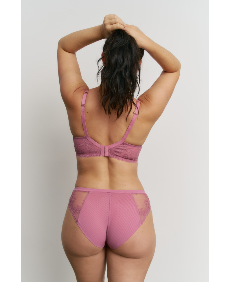 CONJ. SUJETADOR FORRADO CAPACIDAD CON BIKINI ALTO POMPADORE