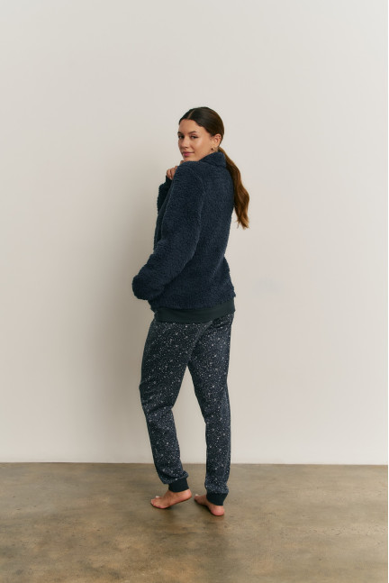 PIJAMA 3 PIEZAS PANTALÓN LARGO PUÑO CON CAMISETA MANGA LARGA ALGODÓN. BOMBER TEJIDO BORREGUITO CON CREMALLERA