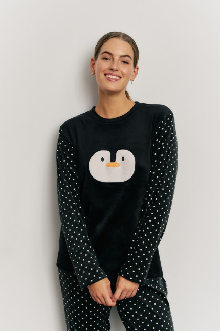 PIJAMA PANTALÓN LARGO PUÑO CON CAMISETA MANGA LARGA REALIZADO EN SUAVE TERCIOPELO ELÁSTICO