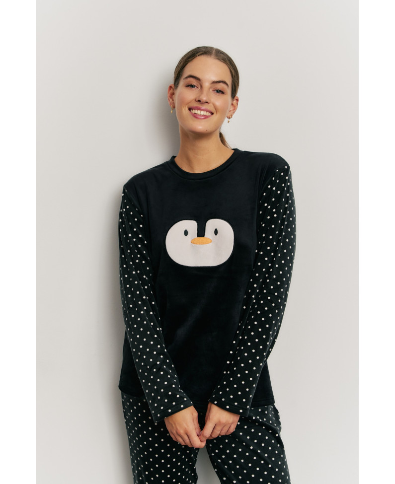 PIJAMA PANTALÓN LARGO PUÑO CON CAMISETA MANGA LARGA REALIZADO EN SUAVE TERCIOPELO ELÁSTICO