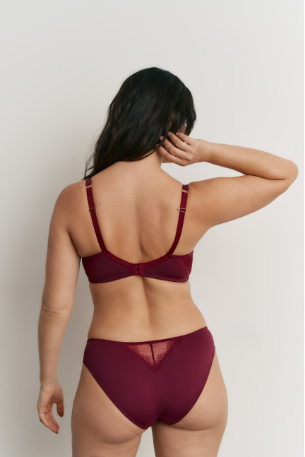 CONJ. SUJETADOR RELLENO CON BIKINI BETONIA