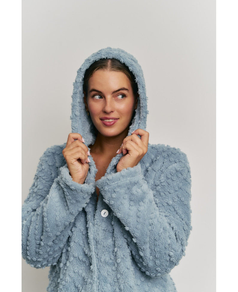 BATA  ABOTONADA TEJIDO JACQUARD PELUDO CON CAPUCHA  AZUL