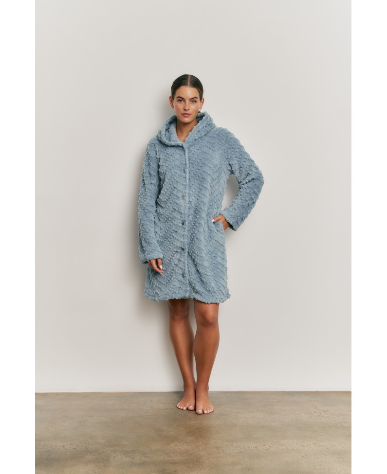 BATA  ABOTONADA TEJIDO JACQUARD PELUDO CON CAPUCHA  AZUL
