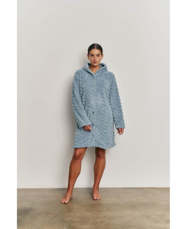 BATA  ABOTONADA TEJIDO JACQUARD PELUDO CON CAPUCHA  AZUL