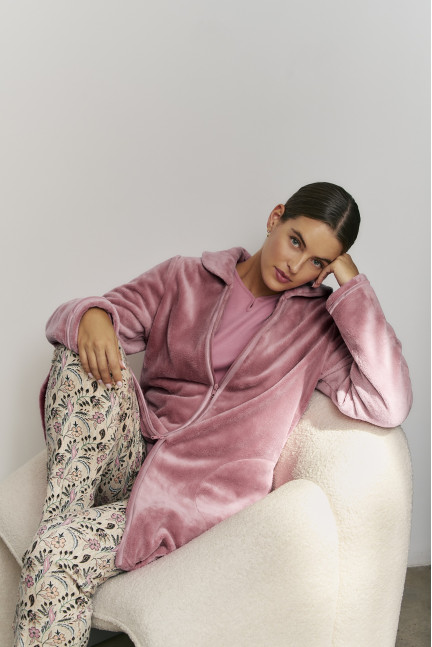 PIJAMA 3 PIEZAS ALGODÓN SUAVE FLOR. BATA TEJIDO PELUDO CON CREMALLERA