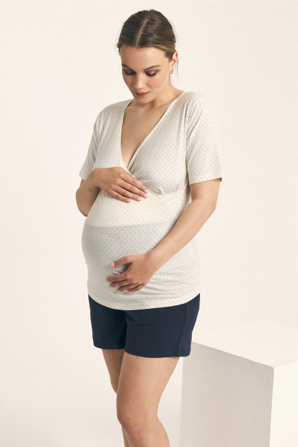 PIJAMA MATERNAL PANTALÓN CORTO CON CAMISETA MANGA CORTA MODAL/ALGODÓN. PRÁCTICO SISTEMA DE APERTURA PARA FACILITAR LA LACTANCIA